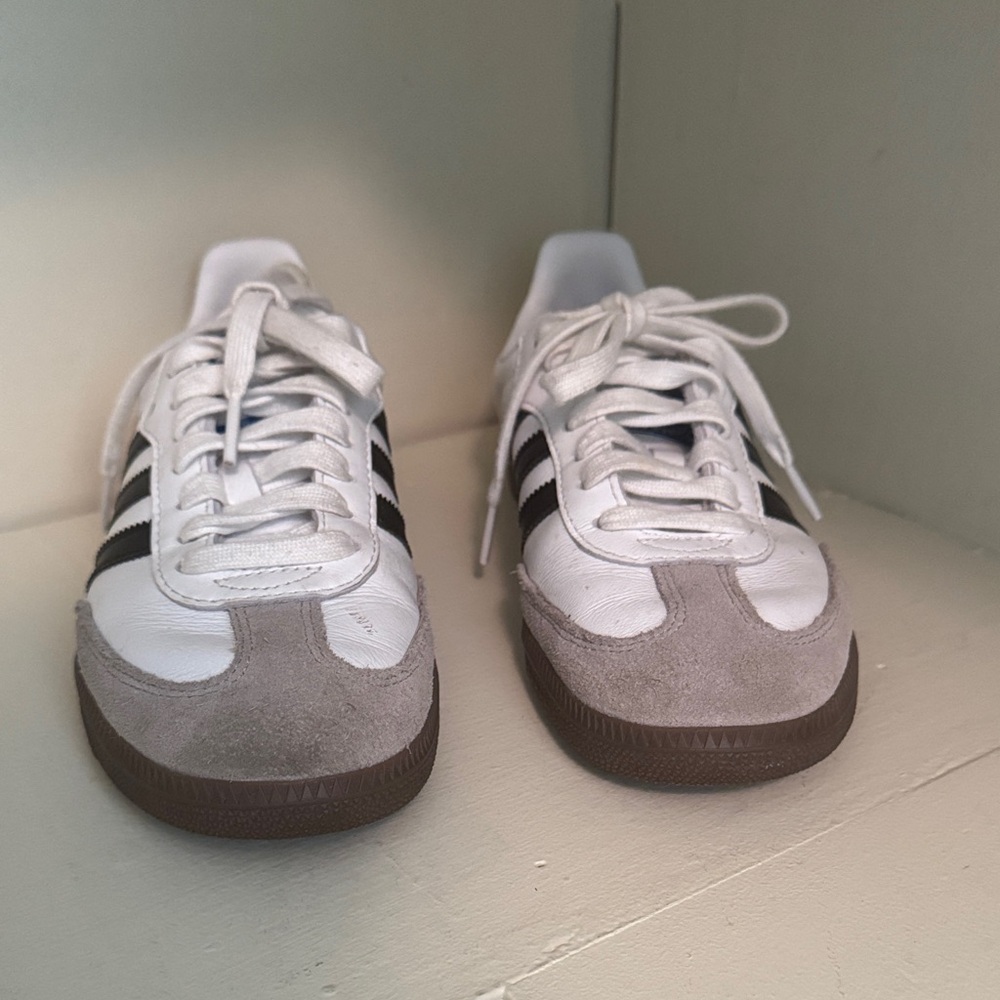 Adidas OG Samba Classics - Men’s sz 6.5